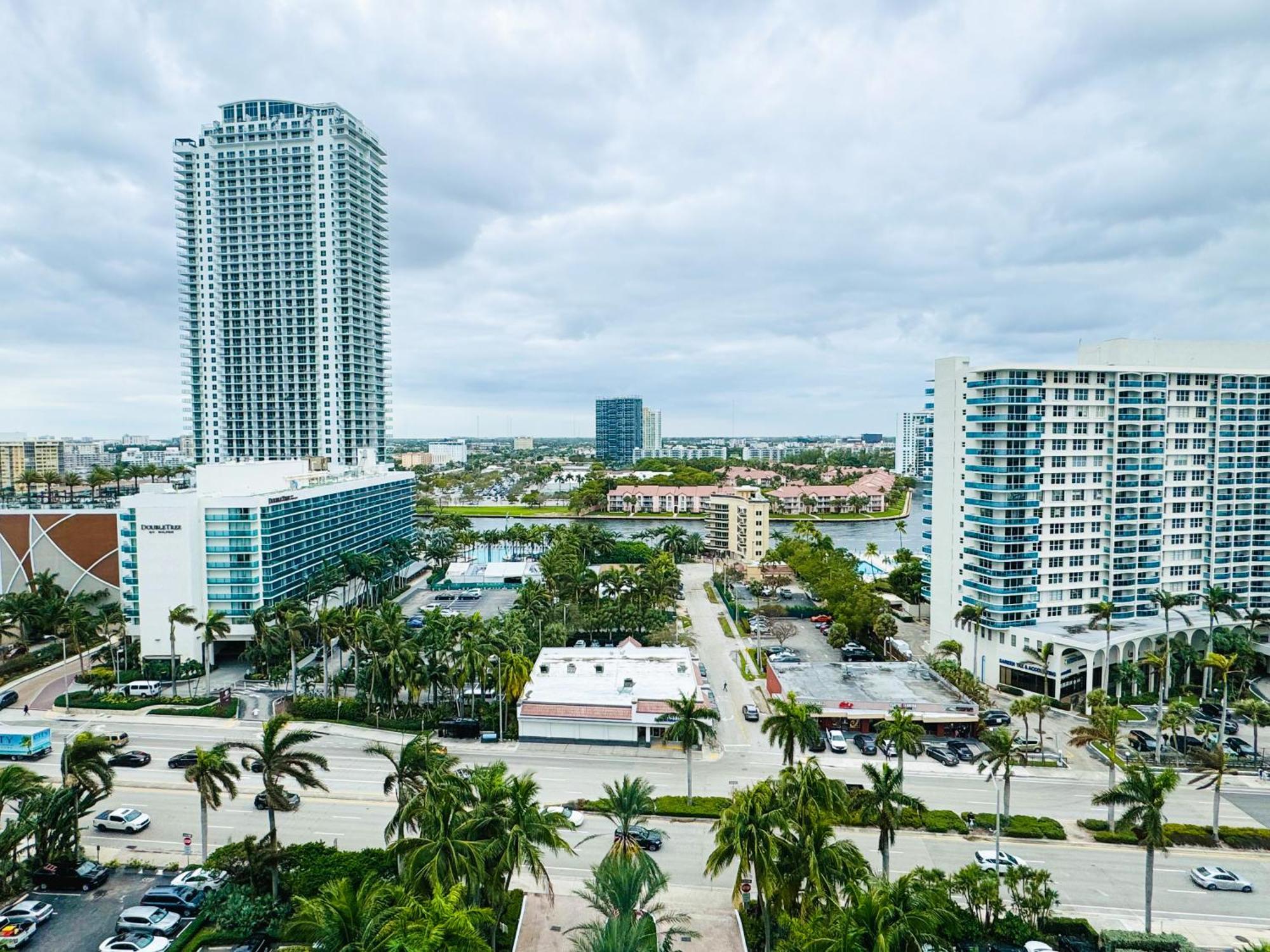 The Tides On Miami Hollywood Bay View Apartments 1B ภายนอก รูปภาพ